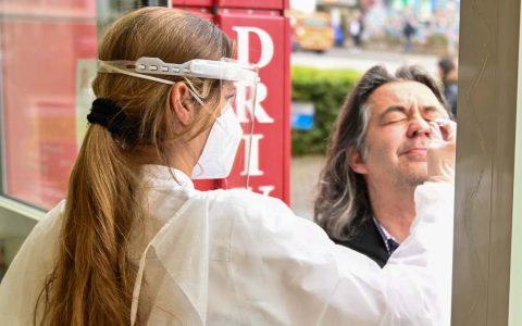 Corona-Schnelltest in Wiesbaden