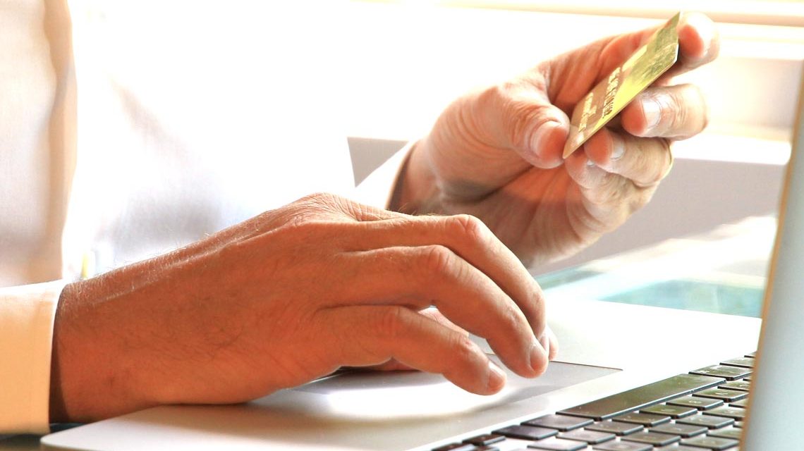 Online Bazhaldienst, Kreditkarte, Paypal oder Überweisung