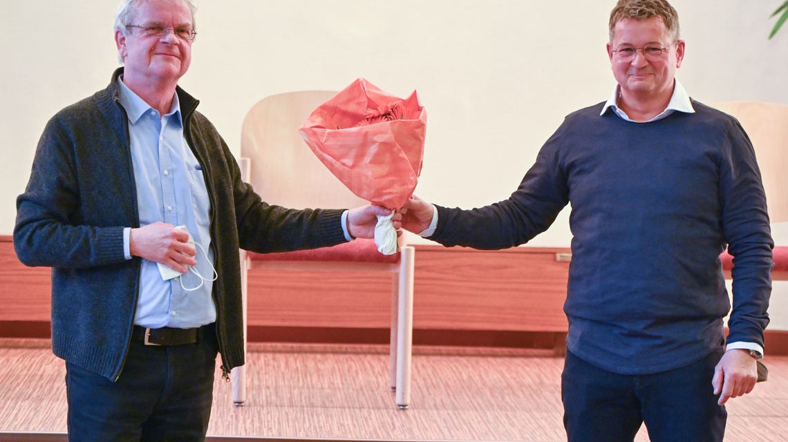Ortsbeiratswahl Wiesbaden Mitte, Dr. Guido Haas wird zum neuen Ortsbeirat gewählt.