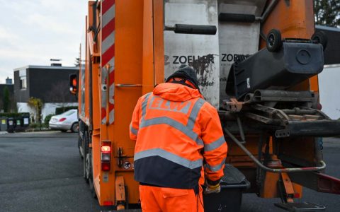 Müllabfuhr an Weihnachten, an Ostern, an den Feiertagen. Wann Ihre Mülltonnen gelehrt werden.