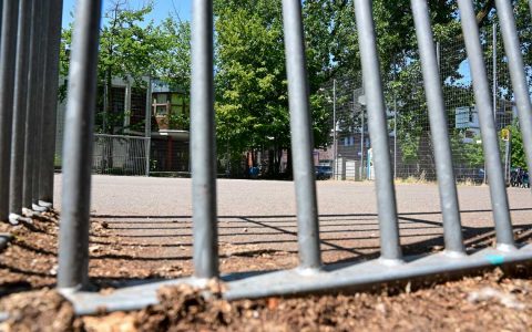 Bolz und Tummelplatz, Platz für Jugendliche: Sanierung des Bolzplatzes Bertramstraße