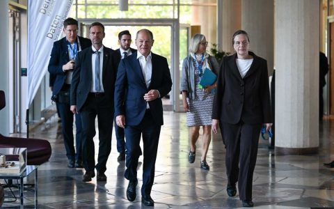 Bundeskanzler Olaf Scholz zu Besuch im Statistischen Bundesamt