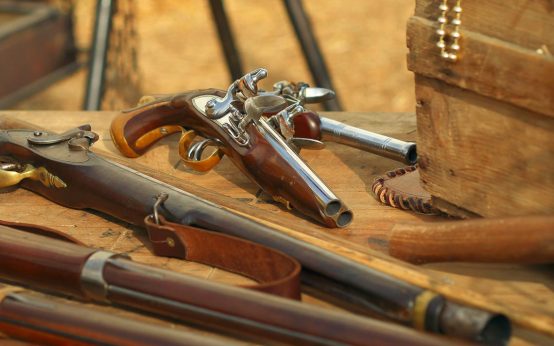 Waffen richtig aufbewahren. Waffenbkontrolen.