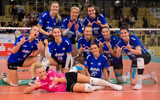 Die Mannschaft des VCW nach dem Sieg gegen Suhl.