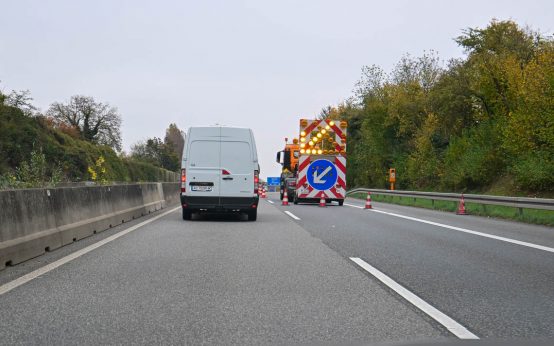 A66 Richtung Frankfurt am Main, zwischen Frauenstein und Schiersteiner Kreuz.