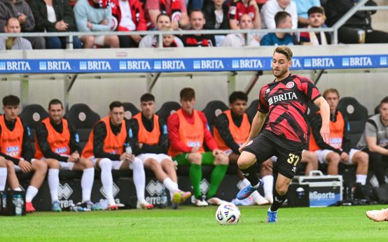 Archivbild: Lukas Schleimmer am 1. Spieltag gegen SSV ULM, Torschütze zum 1:0 in Verl.